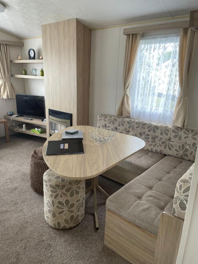 Parkdean Static Caravan On Cherry Tree Holiday Park Great Yarmouth Exteriör bild
